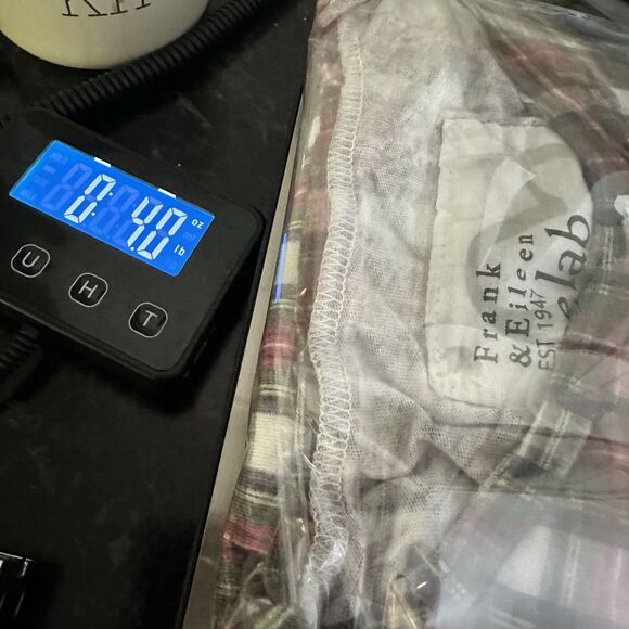 Frank & Eileen Womens‎ Tee Lab Top M Red Plaid Cotton Raw Hem Relaxed Fit USA - Picture 11 of 12